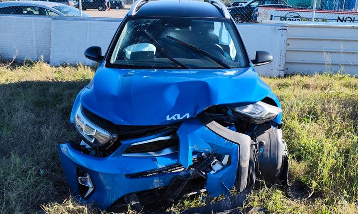 kia stonic incidentata