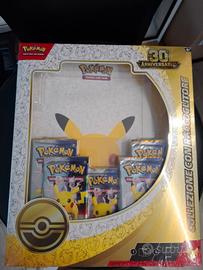 Collezione 30° Pokemon con raccoglitore