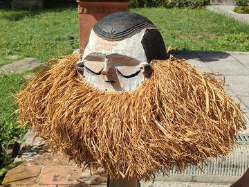 maschera cerimonia congolese vintage 