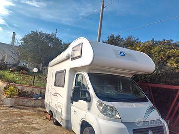 blucamp posti 5 compatto 2007 