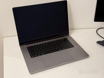 Macbook Pro - M1 Max 16' - 2021