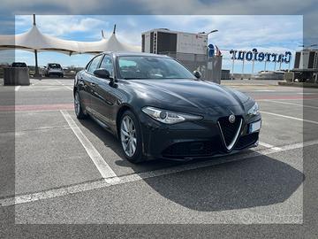 Alfa Romeo Giulia 2.2 160 cv AT8 Super