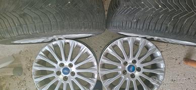 cerchi il lega Ford focus