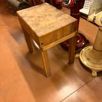 Ceppo in legno da macellaio