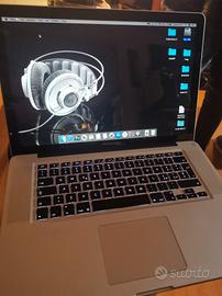Macbook Pro i7 16 gb ram 1 tb ssd 15 "