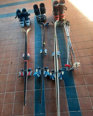 Sci , scarponi e bacchette vintage 