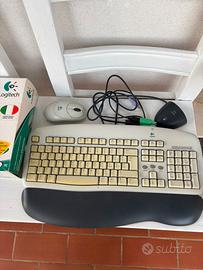 Kit tastiera e mouse vintage Logitech cordless Des