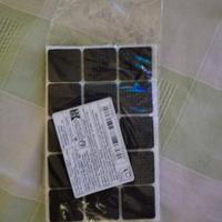 feltrini autoadesivi neri