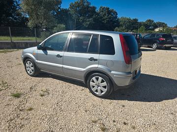 Ford Fusion 1.4 TDCi 5p. Automatica 50kw