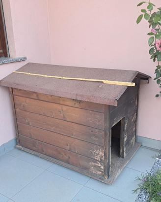 Cuccia in legno tg medio-grande