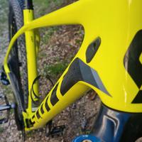 Mtb  scott 29  taglia L carbonio e bici da corsa