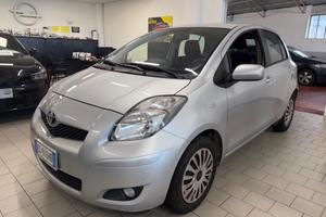 Toyota Yaris 1.0 5 porte Sol
