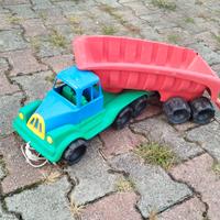Camion grande giocattolo con rimorchio separabile