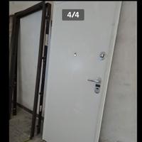 Porta blindata nuova -credenzavetrina-tavolo-sedie
