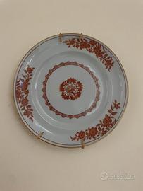 Piatti di porcellana