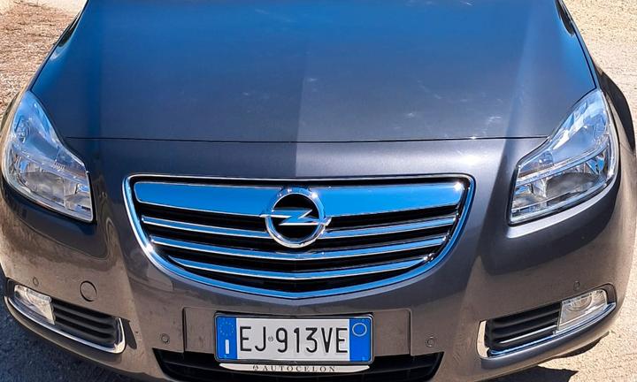 OPEL Insignia - 2010