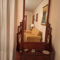 Toilette metà 800 con specchio e cassettone