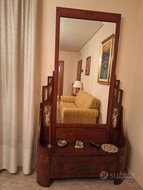 Toilette metà 800 con specchio e cassettone