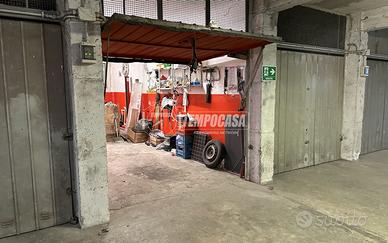 BOX AUTO DOPPIO VIA GABRIELE ROSSETTI 9