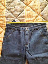 Jeans nuovi scuri