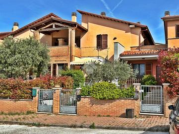 4 LOCALI A GUALDO TADINO