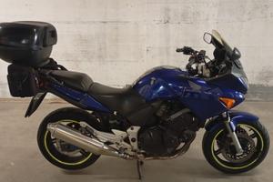 Honda cbf 600