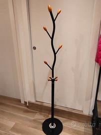 Appendiabiti da ingresso con base in marmo