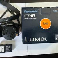 Macchina fotografica Panasonic DMC FZ18.