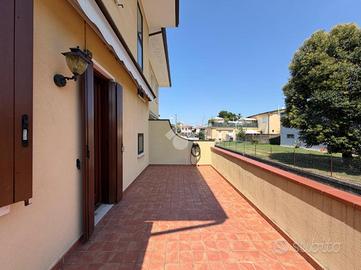 VILLA A SCHIERA A VILLORBA