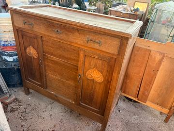 Cassettiera vintage in legno con specchio