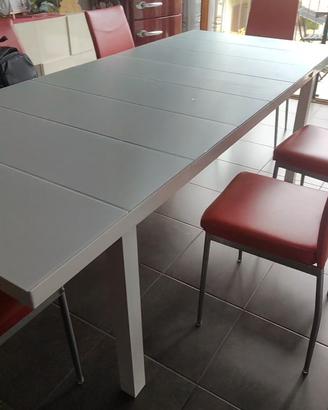 Tavolo in vetro temperato +  sedie