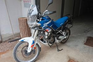 Moto  Aprilia tuareg 660