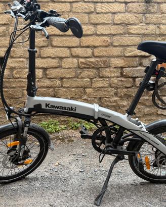 Bici elettrica pieghevole da citta Kawasaki