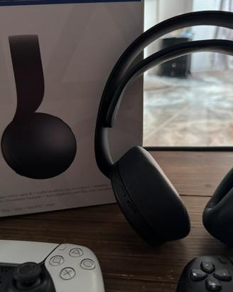 Unico blocco cuffie , 2 controller e giochi