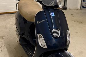 Vespa LX 150 – L’icona urbana pronta a scattare!