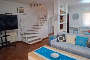 Casa con giardino a 3 minuti a piedi dal mare