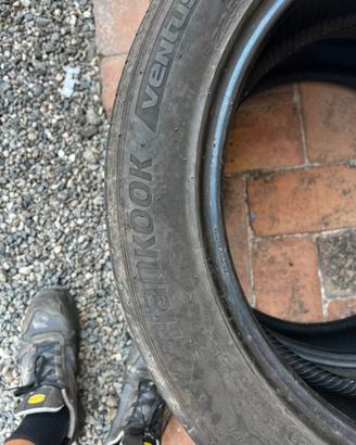 Gomme hankook 225/50/18