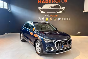 AUDI Q3 35 TFSI Business