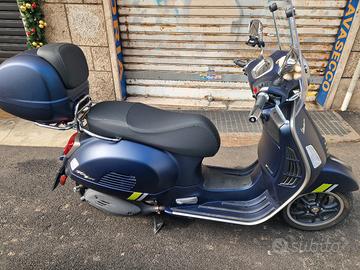 VESPA GTS 300 HPE SUPER TECH