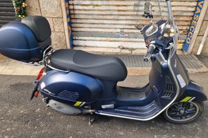 VESPA GTS 300 HPE SUPER TECH