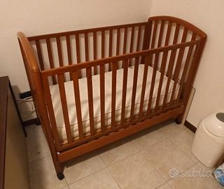 Lettino bambini a sbarre regolabili con cassettone