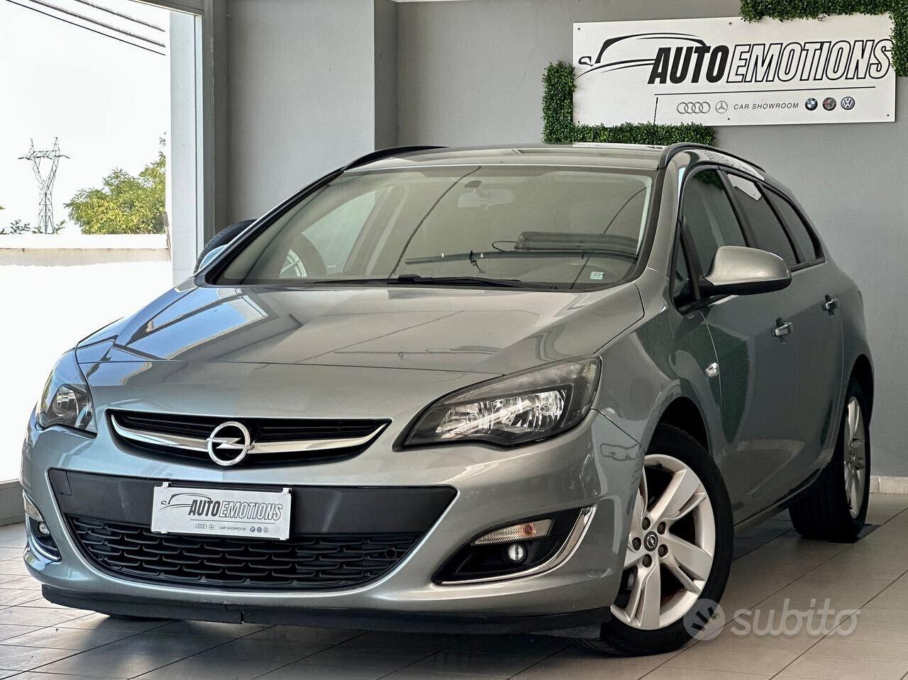 Opel Astra 2013 photo 3