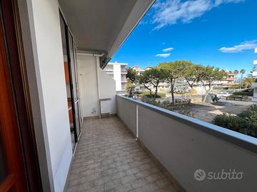 4 posti letto - Seconda fila mare Villa Rosa