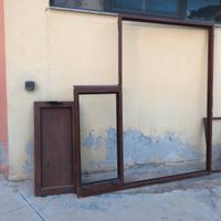 Finestrone e finestra e ante con scuri relativi