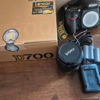 NIKON D700-OBIETTIVO ecc...