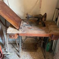 Macchina da Cucire Antica