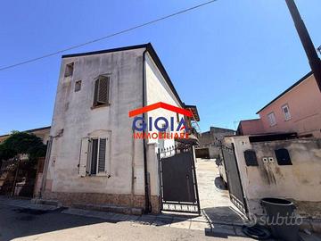 Appartamento di 110 m² con 3 locali a Carinola