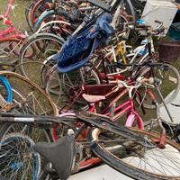 Biciclette in blocco