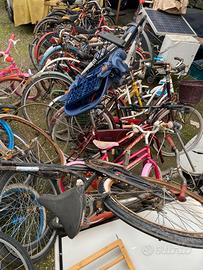 Biciclette in blocco