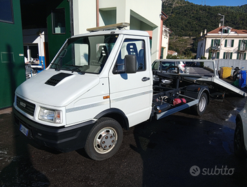 Carroattrezzi Iveco 49/12 andreis